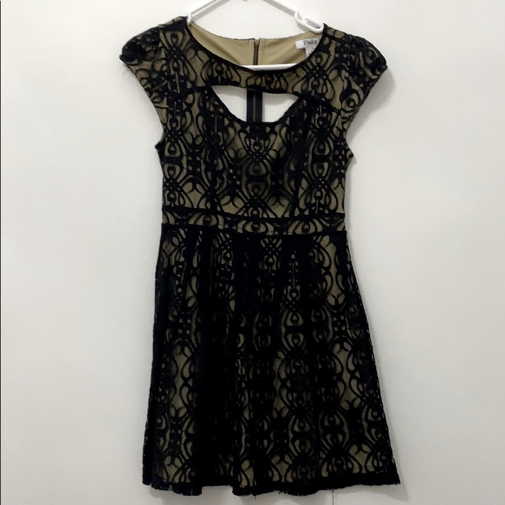 Black embroidery dress